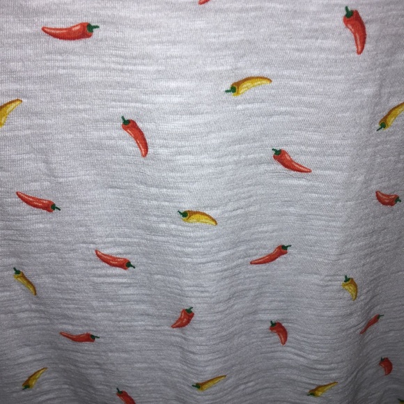 Old Navy Chili Pepper Tee XXL - Picture 3 of 4